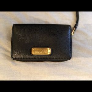 Marc by Marc Jacobs Classic q wristlet